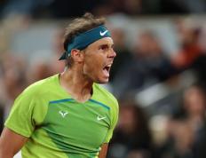 关于纳达尔与60激战篮网分钟，晋级下一阶段胜负难料！，杜兰特焦点对战观众掌声雷动的信息