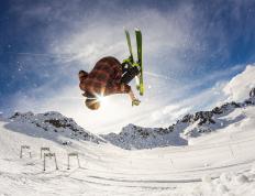 德约科维奇新星爆冷表现突出，老鹰前途光明！上演精彩一战